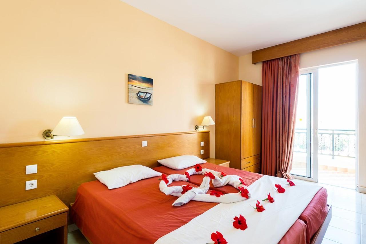 Summer Memories Aparthotel Pefki  Exterior photo