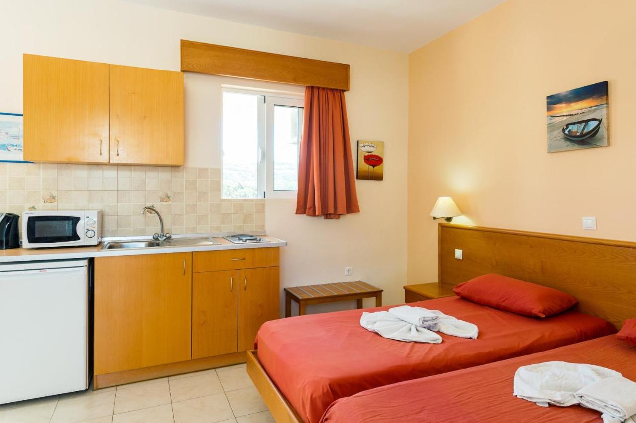 Summer Memories Aparthotel Pefki  Exterior photo