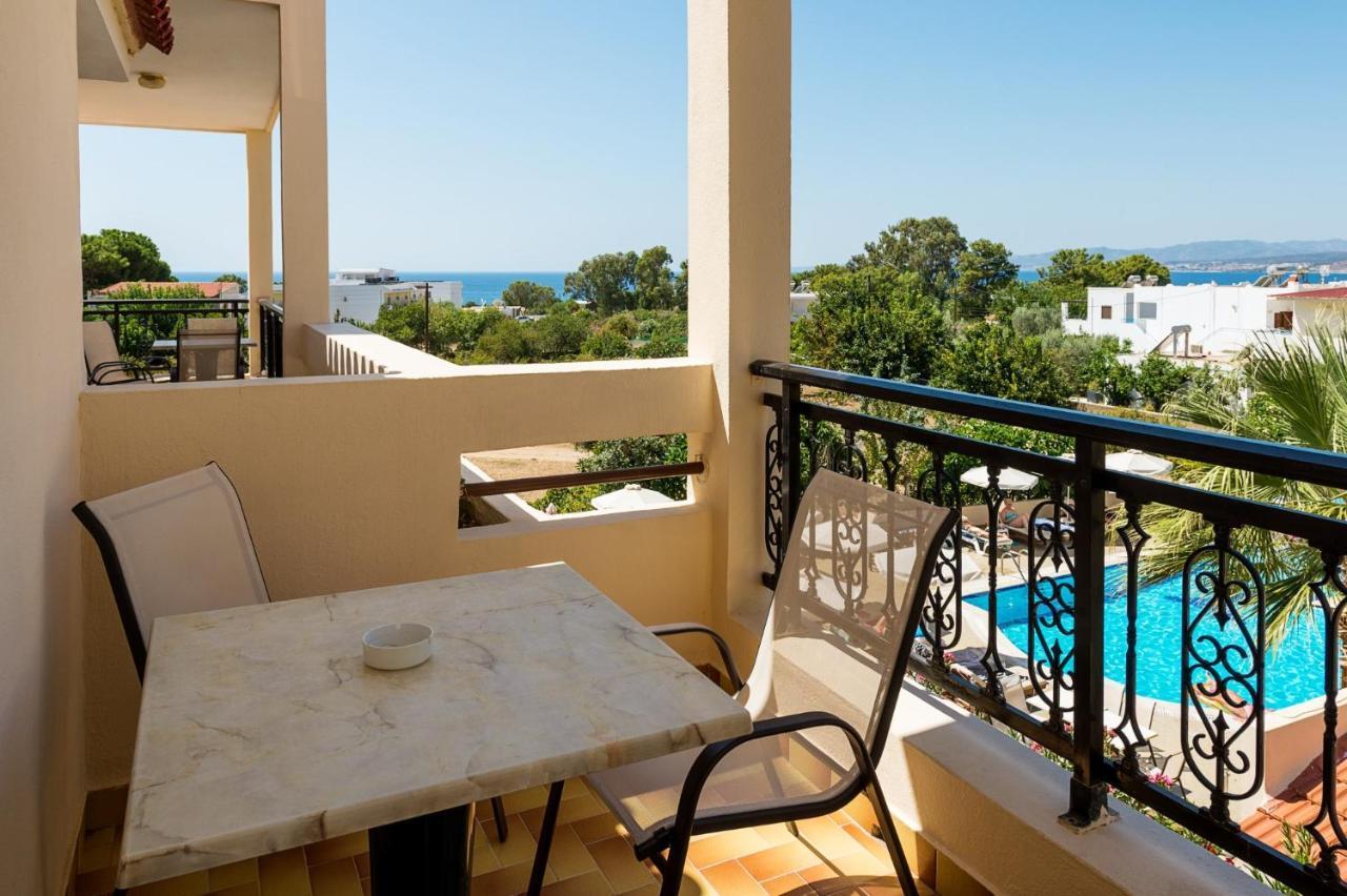 Summer Memories Aparthotel Pefki  Exterior photo