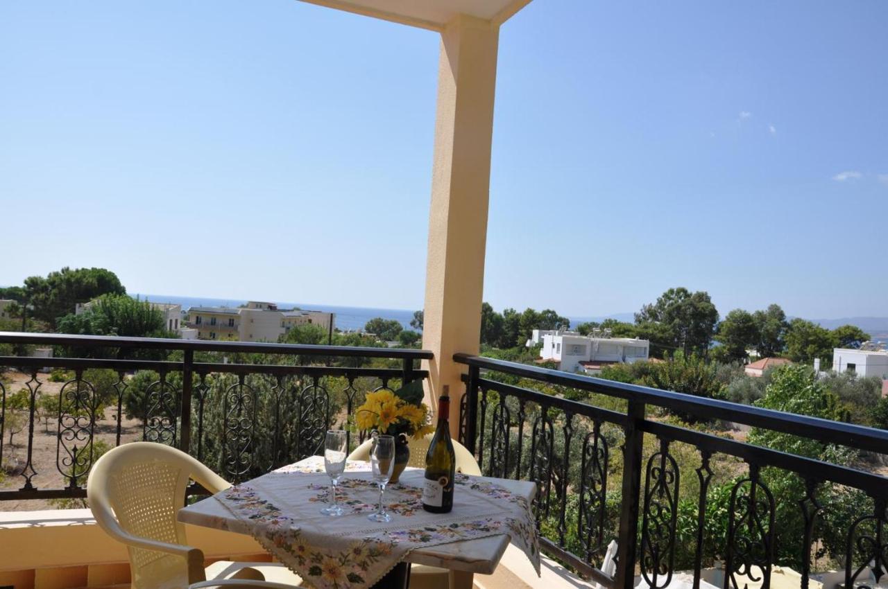 Summer Memories Aparthotel Pefki  Exterior photo